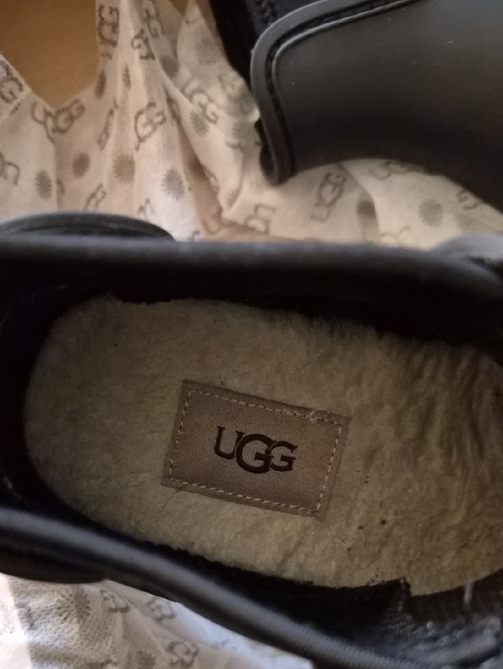 UGG Droplet Black Waterproof Short Rain Boots - Picture 2 of 5